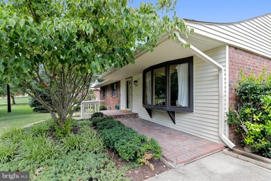 12417 Pretoria Dr, Silver Spring, MD 20904 - photo 3