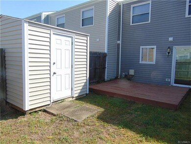 Detached shed and deck