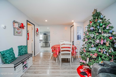 110 Yetman Ave, Staten Island, NY 10307 - photo 4