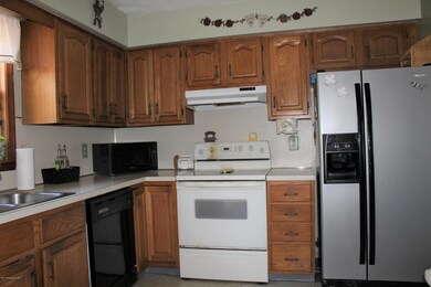 16 Overlook Rd, Nanticoke, PA 18634 - photo 2