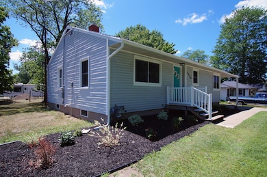 Laketon - Outside (5)
