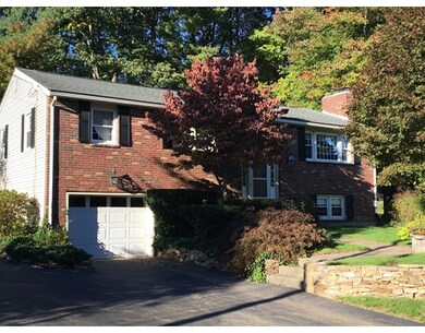 112 Bumble Bee Cir, Shrewsbury, MA 01545 - photo 2