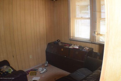 83 E Chestnut St, Wilkes Barre, PA 18705 - photo 6