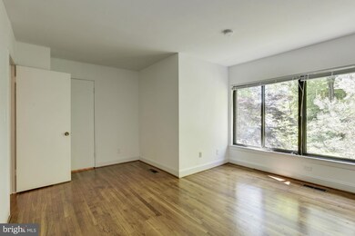 9604 Basket Ring Rd, Columbia, MD 21045 - photo 7