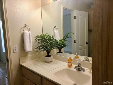 1316 Acme Ln unit A, Edinburg, TX 78541 - photo 7