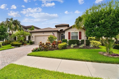 8112 36th St E, Sarasota, FL 34243 - photo 2