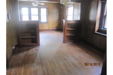 2337 E Grand Ave, Des Moines, IA 50317 - photo 3