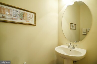 21112 Camomile Ct, Germantown, MD 20876 - photo 6