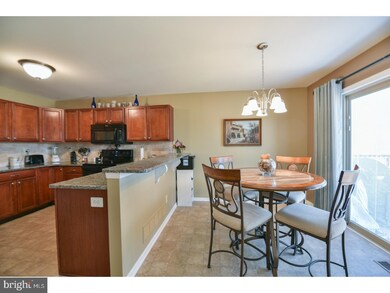 2406 Carriage Ln, Royersford, PA 19468 - photo 3