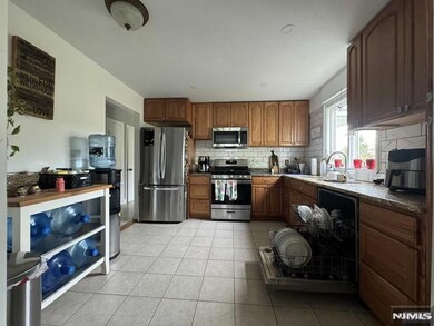 368 Harrison Ave unit 1, Lodi, NJ 07644 - photo 4