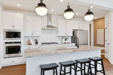 1426 Preserve Dr unit 30, Carol Stream, IL 60188 - photo 3