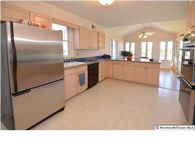 64 Laurel Dr, Little Silver, NJ 07739 - photo 6