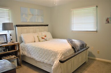 212 Westview Cir, McComb, MS 39648 - photo 7