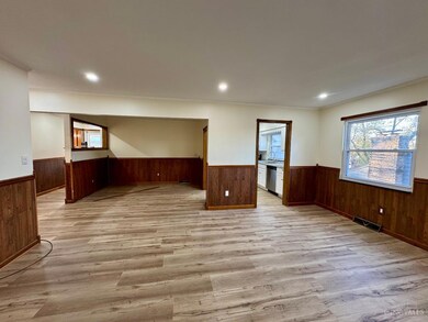 611 Aberdeen Dr, Middletown, OH 45042 - photo 4