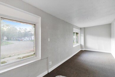 06-801-Wallace-Ave-WindowStill-Real-Esta