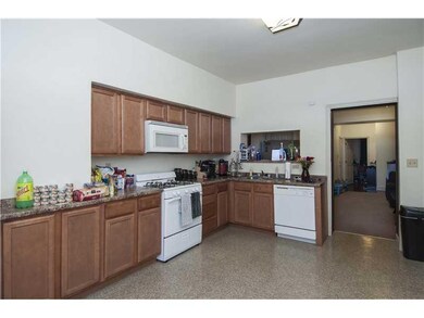Kitchen. Floor 1