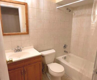 17 Parkside Ct unit 8, Vernon Hills, IL 60061 - photo 5