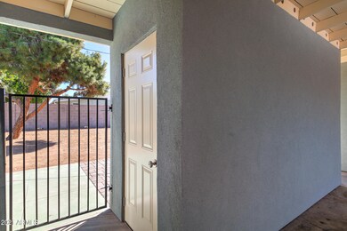 163 N 67th St-4