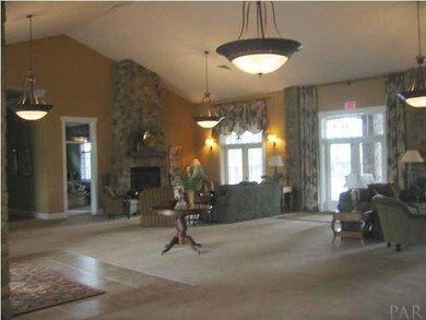 11/L Dahoon Dr unit 11/L, Pensacola, FL 32526 - photo 5