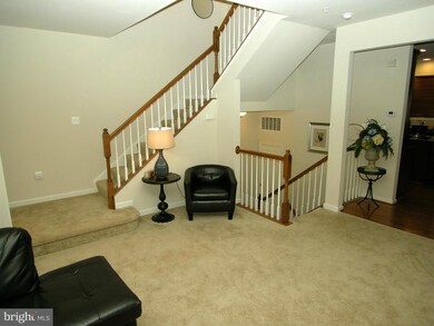 937 Hall Station Dr, Bowie, MD 20721 - photo 3
