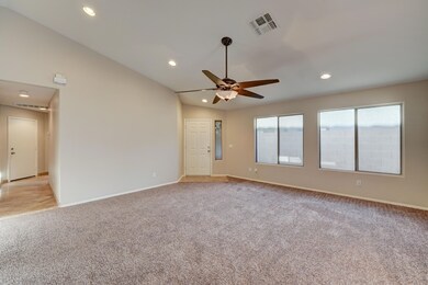2714 E Carol-5