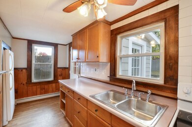 8 Talbot Ave, Taunton, MA 02780 - photo 2