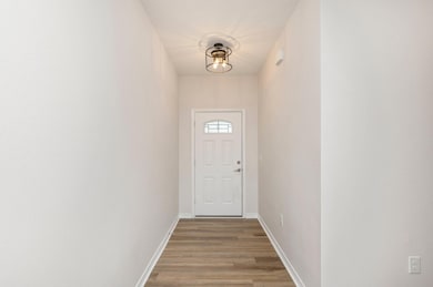 7-web-or-mls-3156 Forrest Ave-01