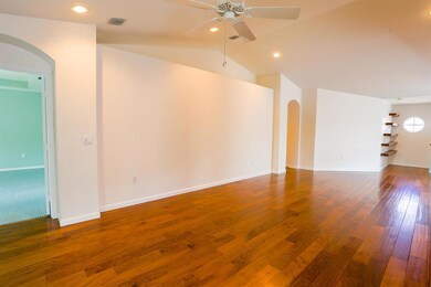 12438 Crystal Pointe Dr Unit-large-003-1