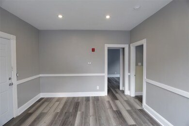 686 Broadway unit 2R, Pawtucket, RI 02860 - photo 3