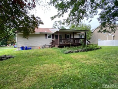 67 Roberts Ave E, Piscataway, NJ 08854 - photo 5