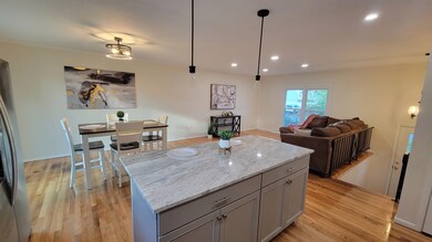 36 Meade St, Nashua, NH 03064 - photo 4