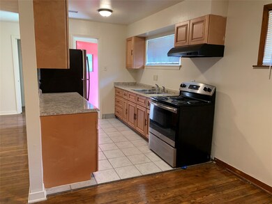 7217 Gore Dr, Houston, TX 77016 - photo 5