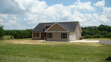 284 Temple Ford Rd, Shelbyville, TN 37160 - photo 3