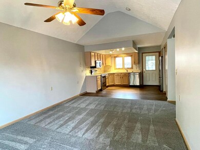 5814 Thada Ln unit 5814, Columbus, OH 43229 - photo 4