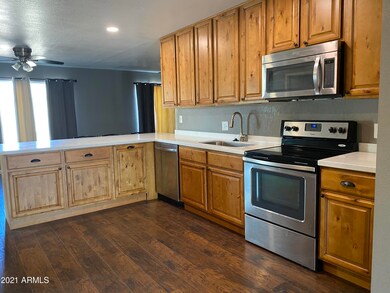 1833 N Edgewater Cir, Mesa, AZ 85207 - photo 4