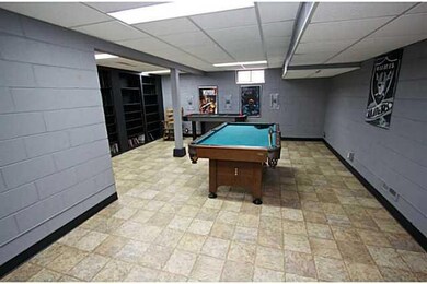 4024 Manor Ln, Des Moines, IA 50310 - photo 6