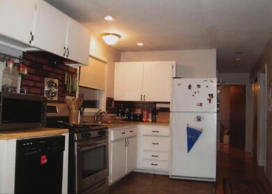 25 Suzanne Dr, Portsmouth, NH 03801 - photo 3