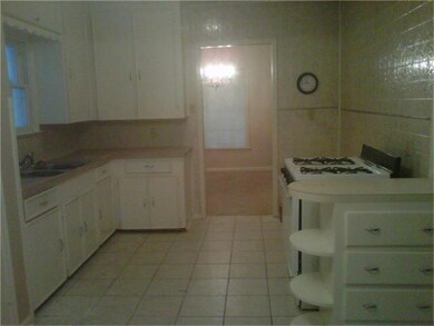 831 W 42nd St, Houston, TX 77018 - photo 5