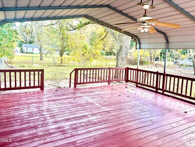 4055 Camden Rd, Fayetteville, NC 28306 - photo 7