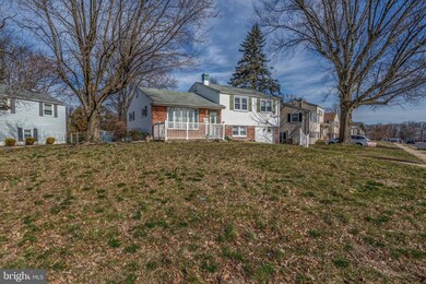 1041 Vauclain Ave, Woodlyn, PA 19094 - photo 3