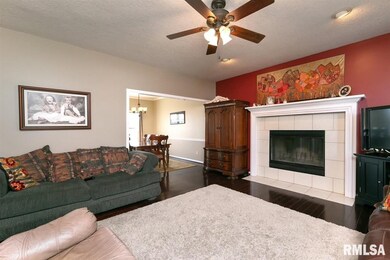 2715 W 46th St, Davenport, IA 52806 - photo 4
