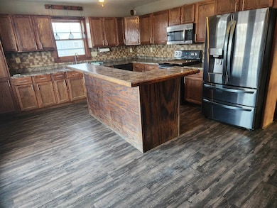 204 Street Clare Ave, Genoa, NE 68640 - photo 5