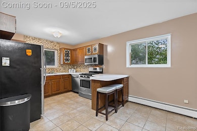 1107 Odessa Dr, Holly, MI 48442 - photo 3