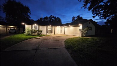 8203 Langdon Ln, Houston, TX 77036 - photo 6