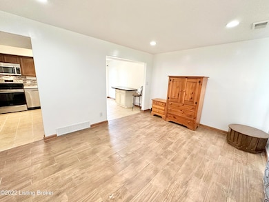 35E55FD4-3929-4B71-9E34-805190A5B9A2