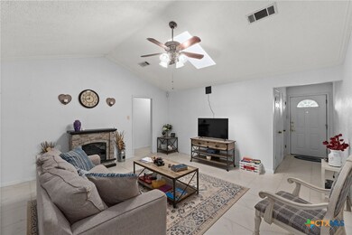 107 Hardeman St, Copperas Cove, TX 76522 - photo 4