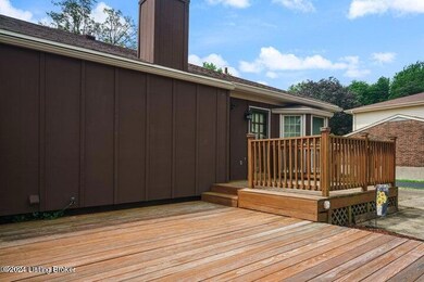 8019 Harrodwood Ct, Louisville, KY 40291 - photo 2