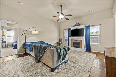 331 Violet St, Centerton, AR 72719 - photo 4