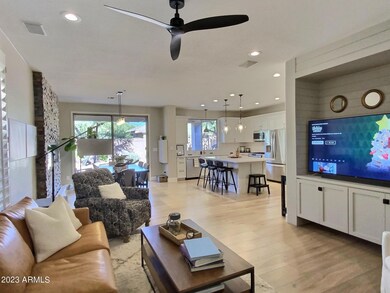 1938 W Whitman Ct