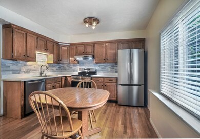 189 Tall Oaks Dr unit F, Weymouth, MA 02190 - photo 6